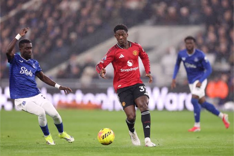 Everton khó tạo bất ngờ cho Man United